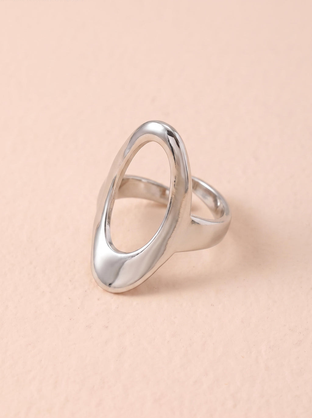 Bague Oriana – Grand Ovale Poli Miroir – Argenté