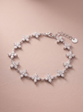 Bracelet Lyana – Fleurs Serties de Strass – Argenté